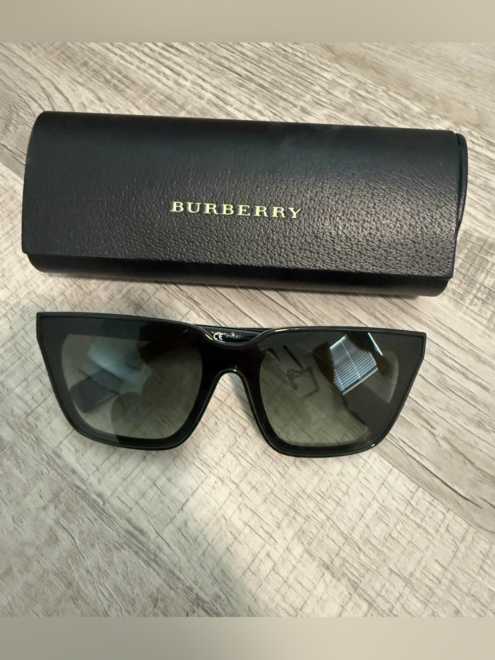 Burberry Black Rectangular Sunglasses with Smoke Lenses